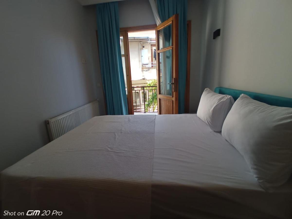 Buyukada Cinar Hotel (Adults Only) アダラー エクステリア 写真