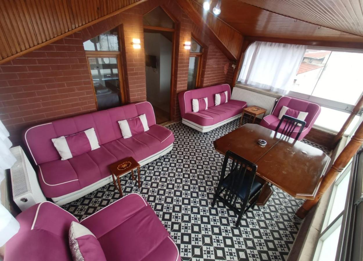 Buyukada Cinar Hotel (Adults Only) アダラー エクステリア 写真