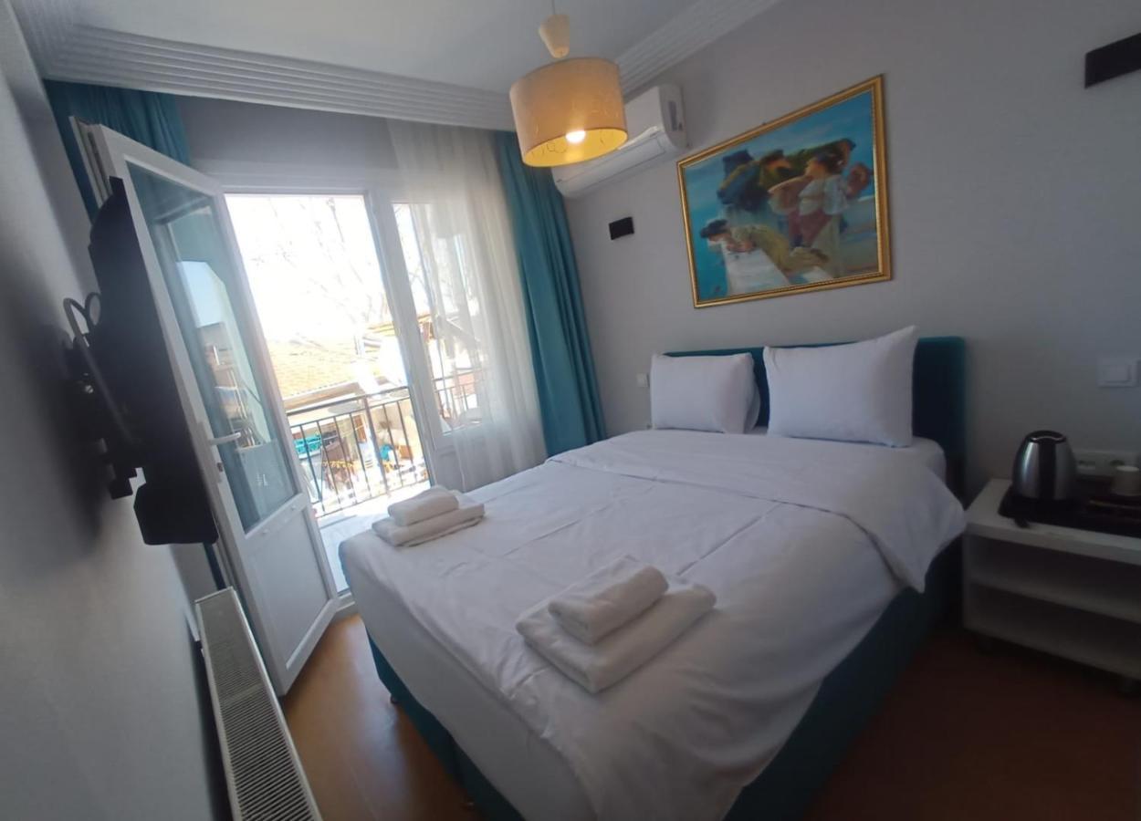Buyukada Cinar Hotel (Adults Only) アダラー エクステリア 写真