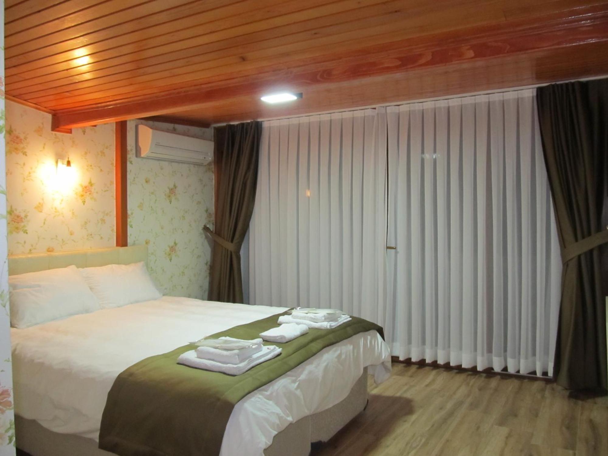 Buyukada Cinar Hotel (Adults Only) アダラー 部屋 写真